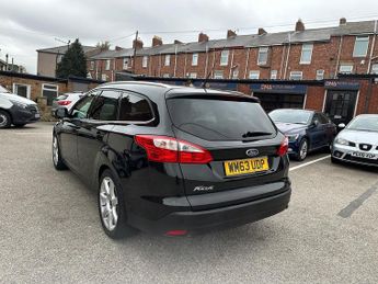 FORD FOCUS 1.6 Titanium Navigator