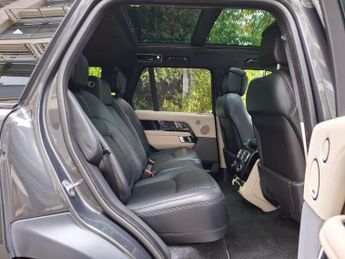 LAND ROVER RANGE ROVER 3.0 P400 MHEV Autobiography