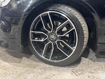 AUDI A3 1.4 TFSI CoD S line