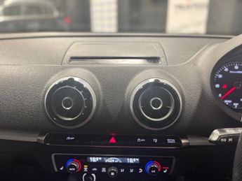 AUDI A3 1.4 TFSI CoD S line