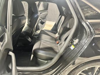 AUDI A3 1.4 TFSI CoD S line