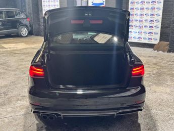 AUDI A3 1.4 TFSI CoD S line