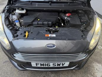 FORD S-MAX 2.0 TDCi Titanium