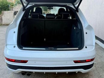 AUDI Q3 2.0 TDI S line Plus