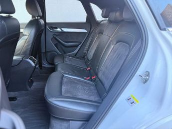 AUDI Q3 2.0 TDI S line Plus