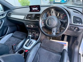 AUDI Q3 2.0 TDI S line Plus