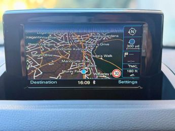 AUDI Q3 2.0 TDI S line Plus