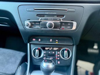 AUDI Q3 2.0 TDI S line Plus