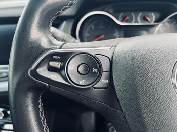 VAUXHALL GRANDLAND X 1.5 Turbo D BlueInjection Sport Nav SUV 5dr Diesel Auto Euro 6