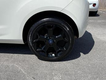 FORD KA 1.2 Zetec White Edition Euro 6 (s/s) 3dr