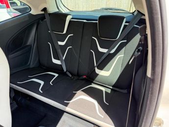 FORD KA 1.2 Zetec White Edition Euro 6 (s/s) 3dr