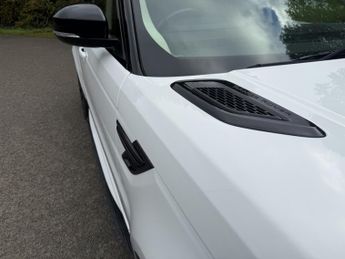 LAND ROVER RANGE ROVER SPORT 3.0 SD V6 HSE