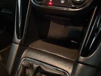 VAUXHALL ZAFIRA TOURER 2.0 CDTi SRi Euro 5 5dr