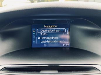 FORD FOCUS 1.6 Titanium Navigator Powershift Auto