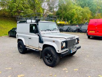 Land Rover Defender 2.5 TD5 County