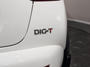 NISSAN JUKE 1.6 DIG-T Tekna CVT 4WD Euro 5 5dr