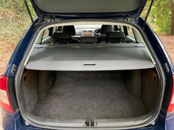 SKODA OCTAVIA 1.6 TDI 4WD Euro 5 5dr