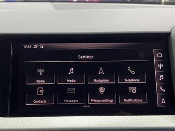 AUDI A1 1.5 TFSI 35 Vorsprung Sportback S Tronic Euro 6 (s/s) 5dr