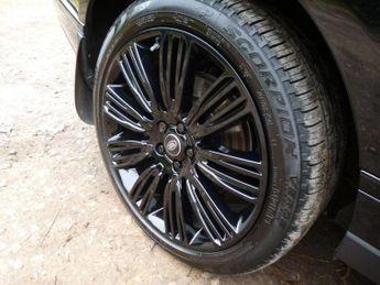 LAND ROVER RANGE ROVER 3.0 P400 MHEV Autobiography Auto 4WD Euro 6 (s/s) 5dr