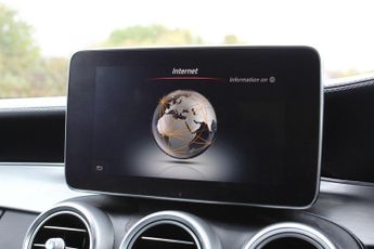 MERCEDES-BENZ C CLASS 4.0 C63 V8 BiTurbo AMG