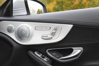 MERCEDES-BENZ C CLASS 4.0 C63 V8 BiTurbo AMG