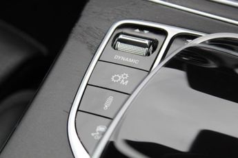 MERCEDES-BENZ C CLASS 4.0 C63 V8 BiTurbo AMG