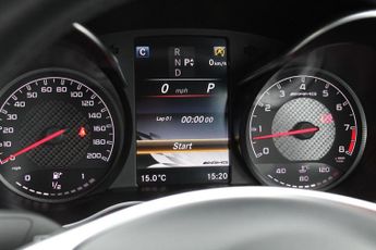 MERCEDES-BENZ C CLASS 4.0 C63 V8 BiTurbo AMG