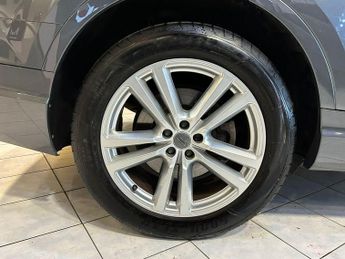 AUDI Q7 3.0 TDI V6 S line