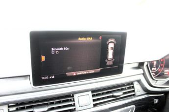 AUDI A4 AVANT 2.0 TFSI 40 Black Edition