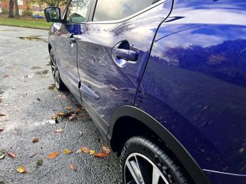 NISSAN QASHQAI 1.2 DIG-T Tekna