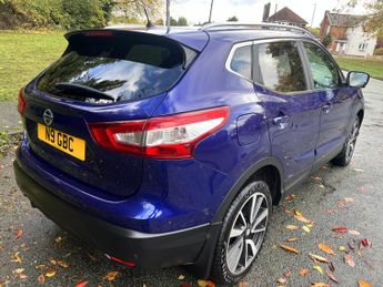 NISSAN QASHQAI 1.2 DIG-T Tekna