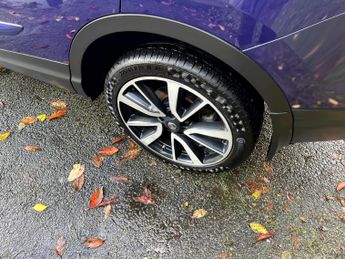 NISSAN QASHQAI 1.2 DIG-T Tekna