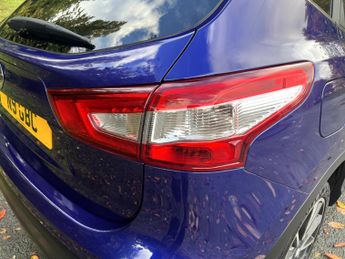 NISSAN QASHQAI 1.2 DIG-T Tekna