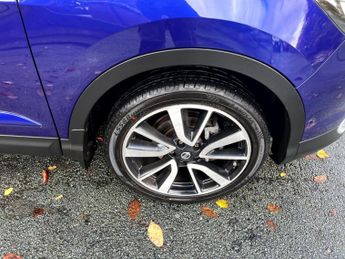 NISSAN QASHQAI 1.2 DIG-T Tekna