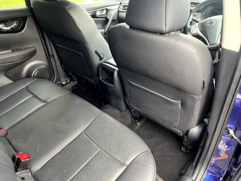 NISSAN QASHQAI 1.2 DIG-T Tekna