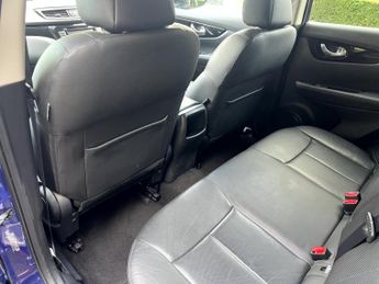 NISSAN QASHQAI 1.2 DIG-T Tekna
