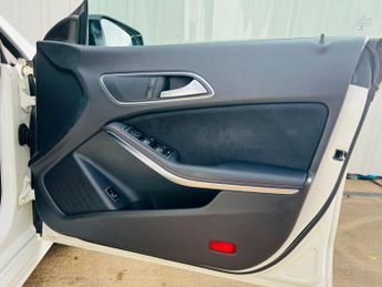 MERCEDES-BENZ CLA 2.1 CLA200 CDI AMG Sport Coupe 7G-DCT Euro 6 (s/s) 4dr