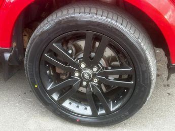 LAND ROVER DISCOVERY 4 3.0 SD V6 HSE Luxury