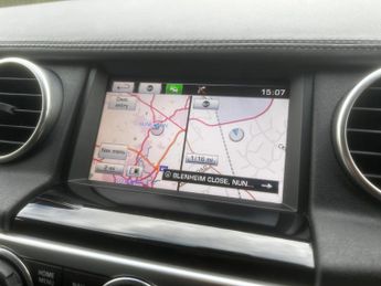 LAND ROVER DISCOVERY 4 3.0 SD V6 HSE Luxury