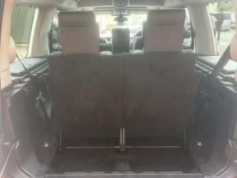 LAND ROVER DISCOVERY 4 3.0 SD V6 HSE Luxury