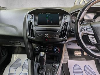 FORD FOCUS 1.0T EcoBoost ST-Line Auto Euro 6 (s/s) 5dr