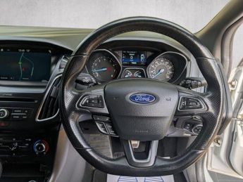 FORD FOCUS 1.0T EcoBoost ST-Line Auto Euro 6 (s/s) 5dr