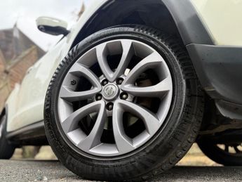 NISSAN JUKE 1.6 Tekna