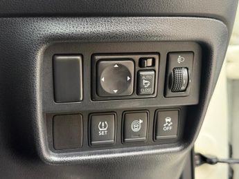 NISSAN JUKE 1.6 Tekna