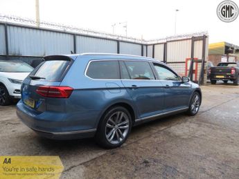 VOLKSWAGEN PASSAT 2.0 TDI GT Full Service History, Pano Sunroof, Heated Seats!