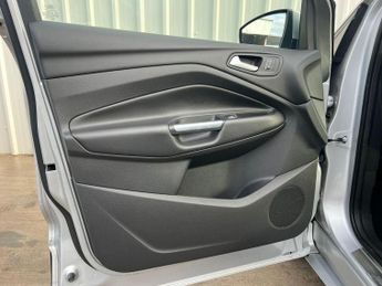 FORD KUGA 2.0 TDCi ST-Line X Powershift AWD Euro 6 (s/s) 5dr