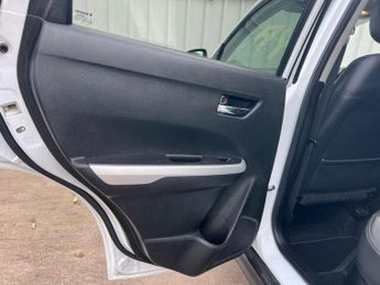 SUZUKI VITARA 1.6 SZ5 Auto Euro 6 (s/s) 5dr