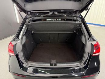 MERCEDES-BENZ A CLASS 2.0 A35 AMG SpdS DCT 4MATIC Euro 6 (s/s) 5dr