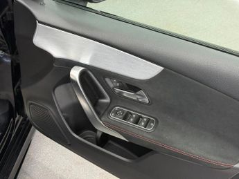 MERCEDES-BENZ A CLASS 2.0 A35 AMG SpdS DCT 4MATIC Euro 6 (s/s) 5dr