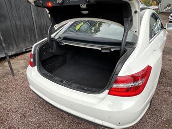 MERCEDES-BENZ E CLASS 3.0 E350 CDI V6 BlueEfficiency Sport